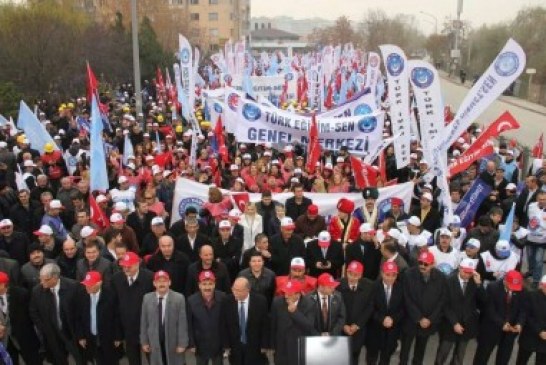 Mitingte Artvin Şubeleri Ön Plana Çıktı